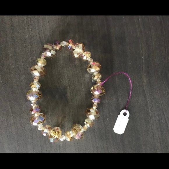 Necklace & Bracelet Set - Picture 4 of 6